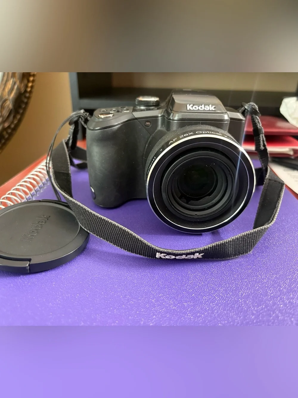 Kodak Easy Share Z981 Digital Camera with carrying case and manual
